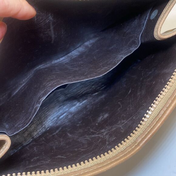 Fendi cosmetic clutch - Picture 10 of 13